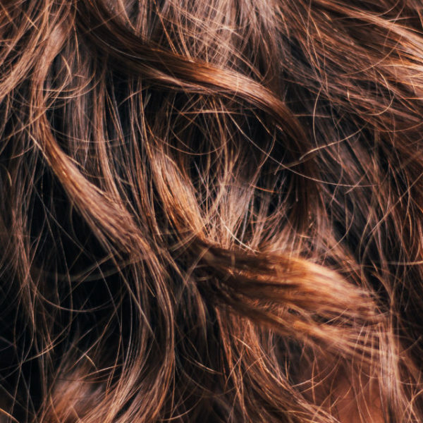 Les oligo-éléments pour de beaux cheveux